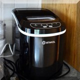 K02. Stakol ice maker. 